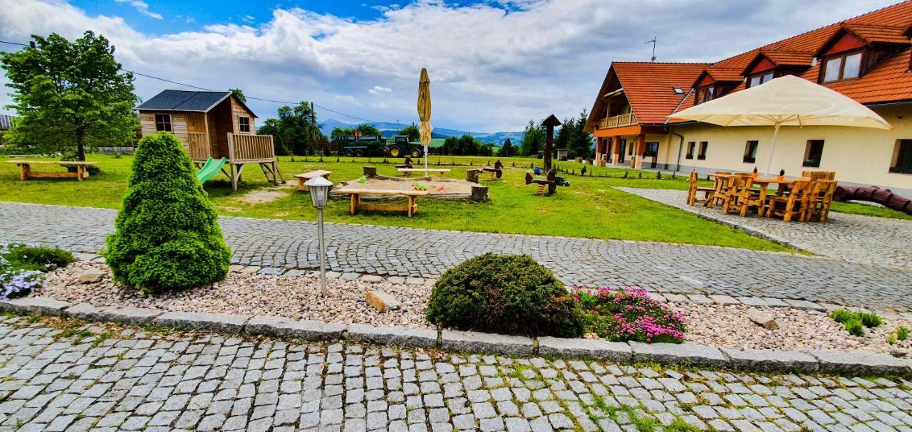 Hotel Farma Vysoka Chrastava Exteriör bild
